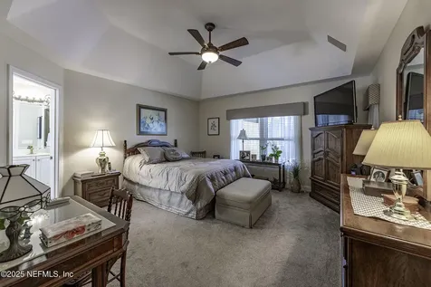4044 Glenhurst Drive N Jacksonville FL 32224