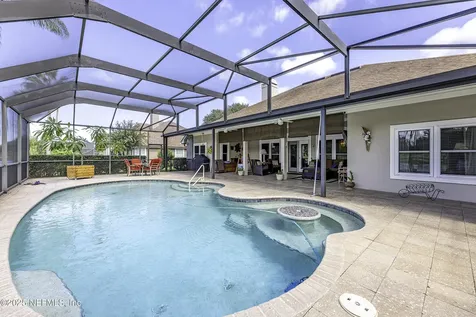 4044 Glenhurst Drive N Jacksonville FL 32224