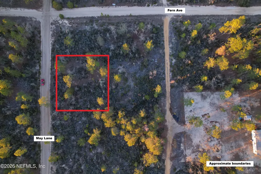 352 May Lane Interlachen FL 32148