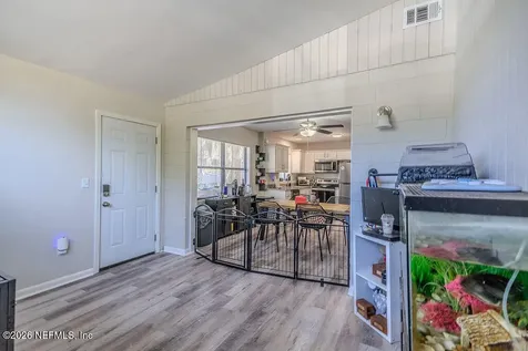 7580 Strato Road Jacksonville FL 32210