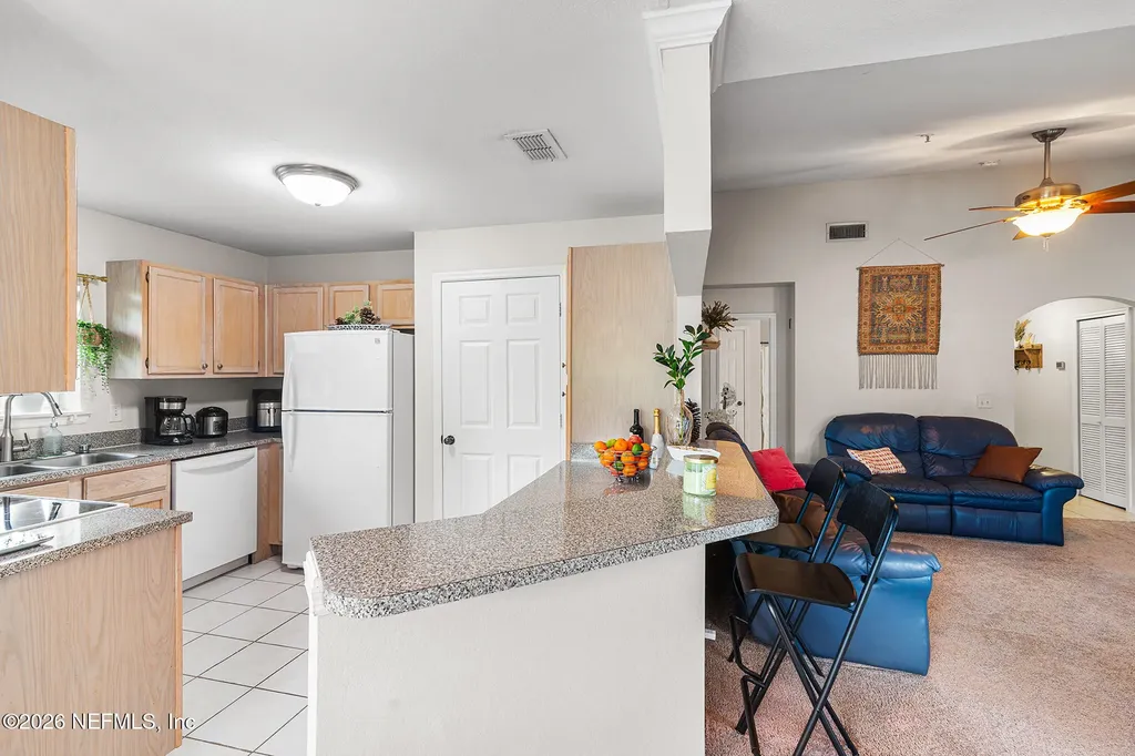 7800 Point Meadows Drive Jacksonville FL 32256