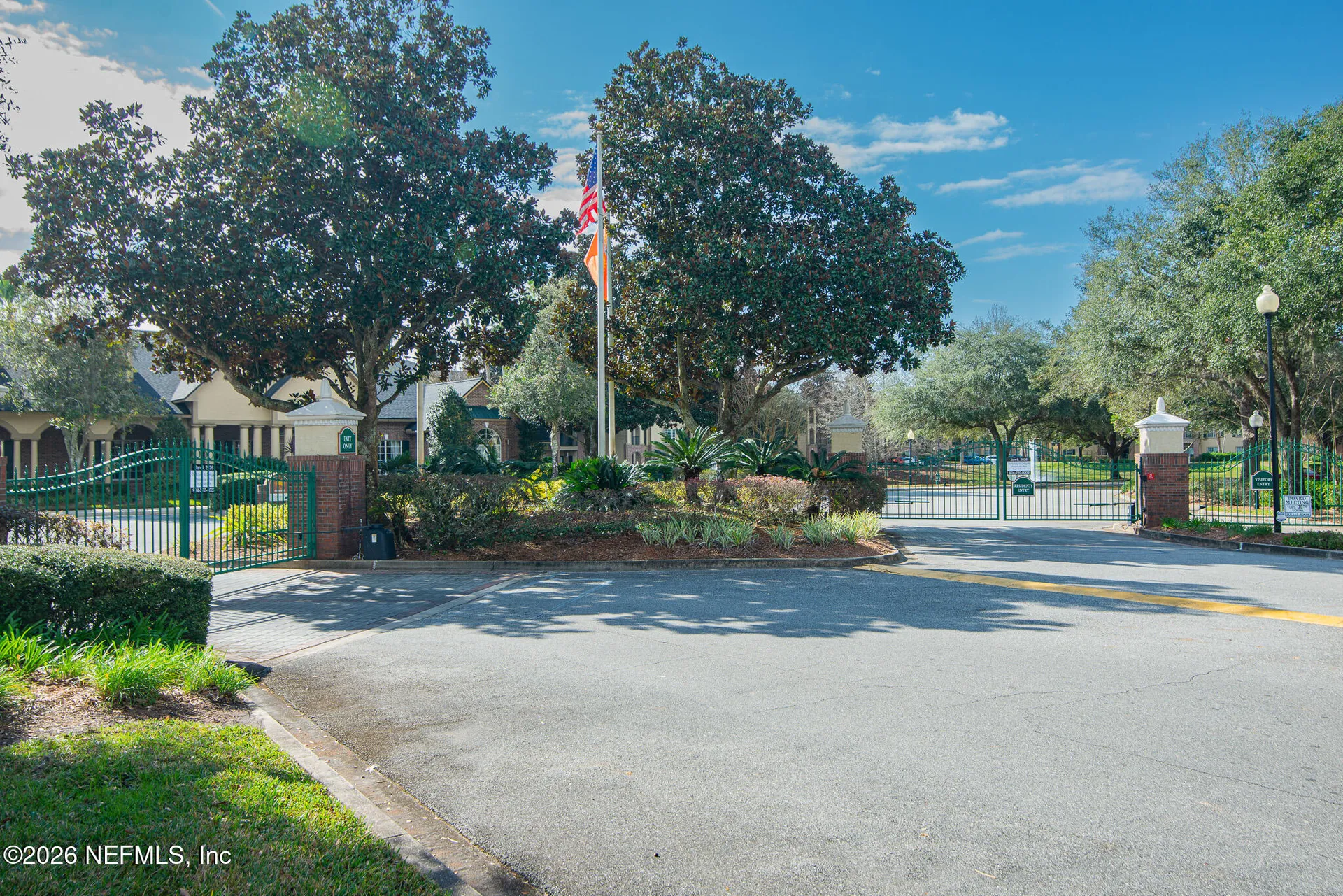 7800 Point Meadows Drive Jacksonville FL 32256