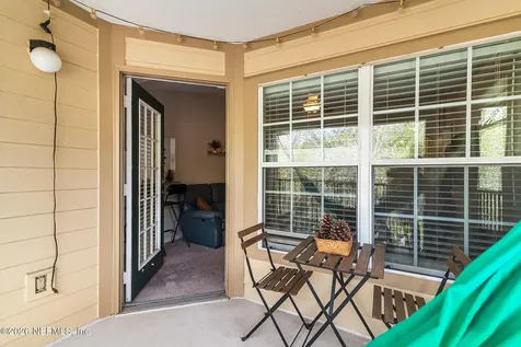 7800 Point Meadows Drive Jacksonville FL 32256