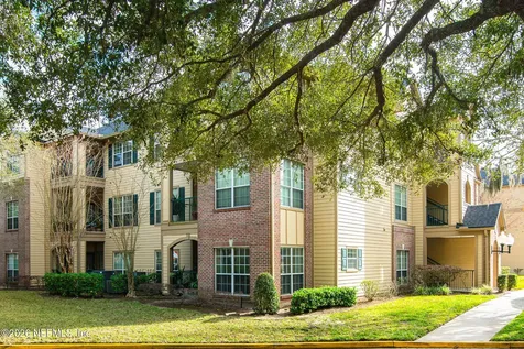7800 Point Meadows Drive Jacksonville FL 32256