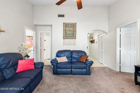 7800 Point Meadows Drive Jacksonville FL 32256