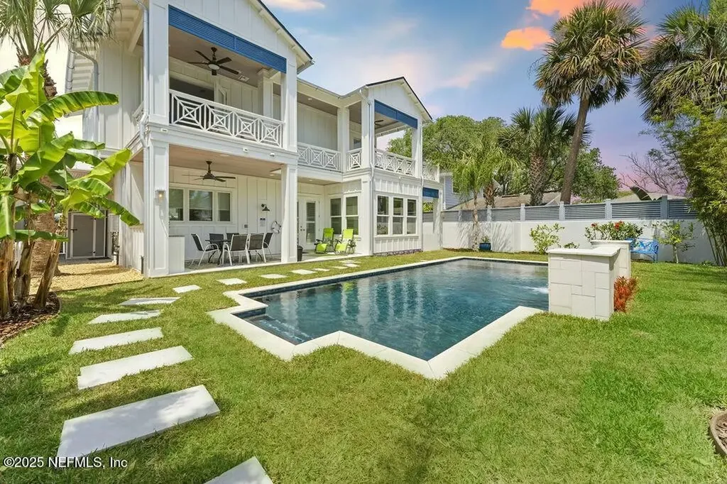 427 N 6th Street Jacksonville Beach FL 32250
