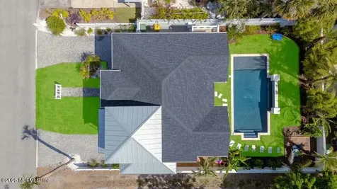 427 N 6th Street Jacksonville Beach FL 32250