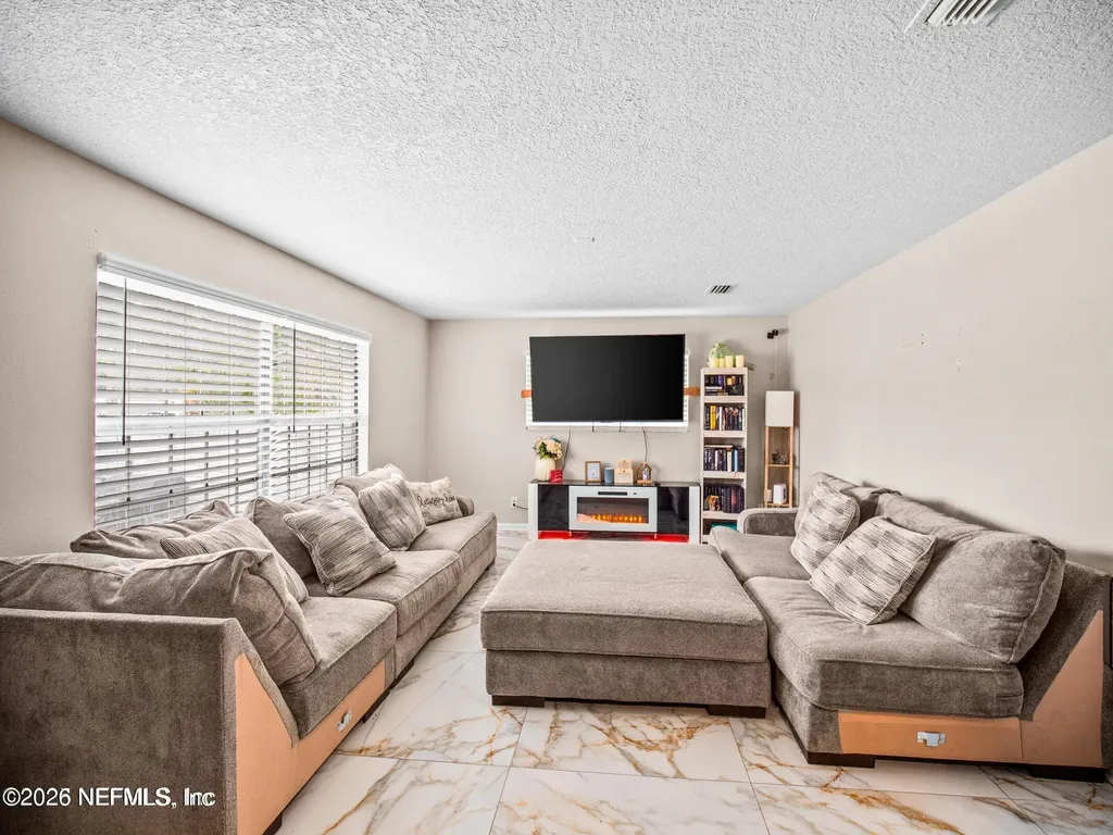 856 Palermo Road Jacksonville FL 32216