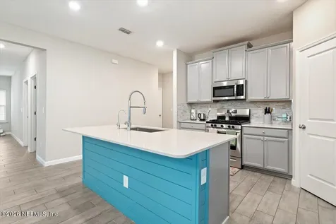 549 Brown Bear St. Johns FL 32259