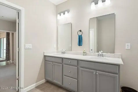 549 Brown Bear St. Johns FL 32259