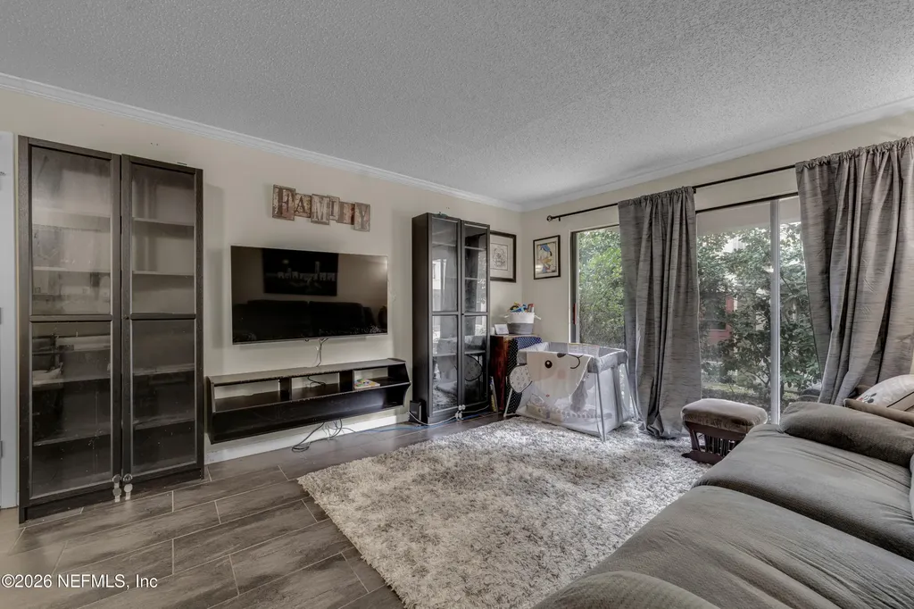 5811 Atlantic Boulevard Jacksonville FL 32207