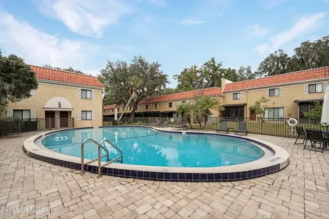 5811 Atlantic Boulevard Jacksonville FL 32207