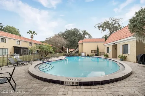 5811 Atlantic Boulevard Jacksonville FL 32207