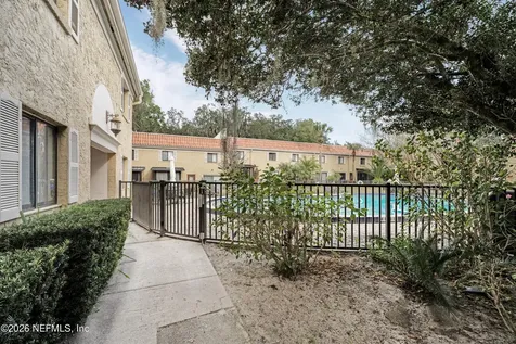5811 Atlantic Boulevard Jacksonville FL 32207