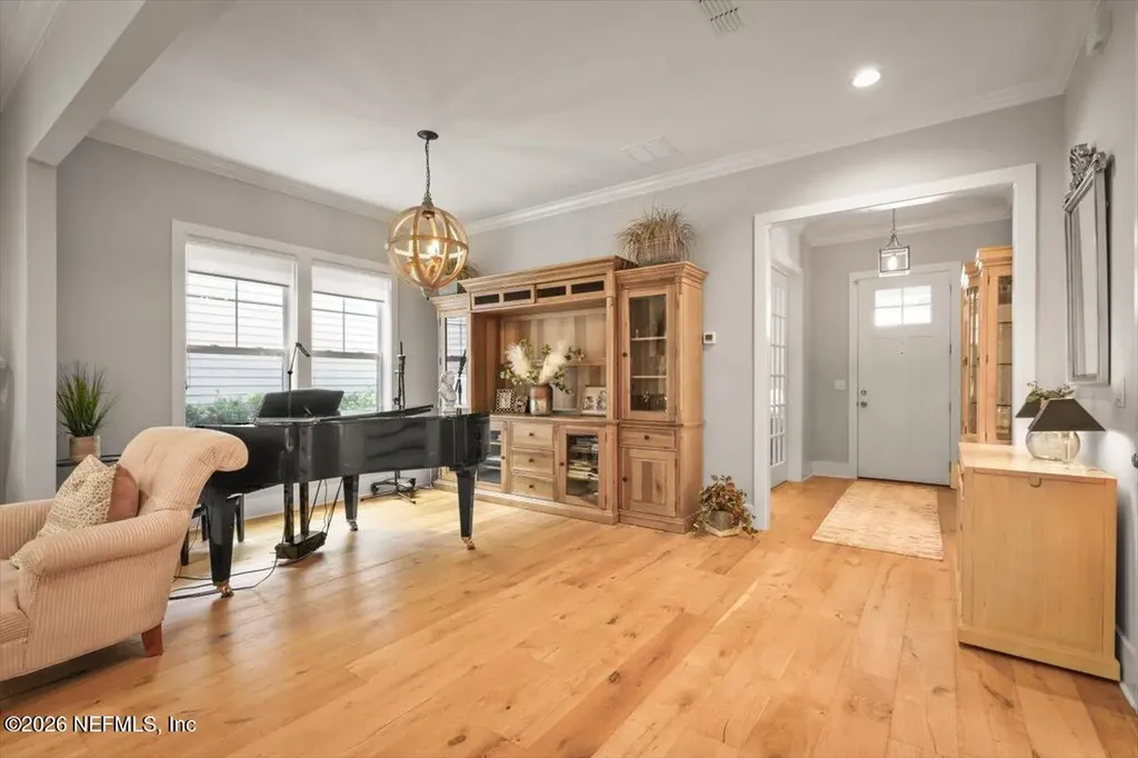 740 Paradise Lane Atlantic Beach FL 32233