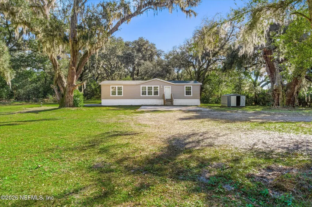 130 Sisco Road Pomona Park FL 32181