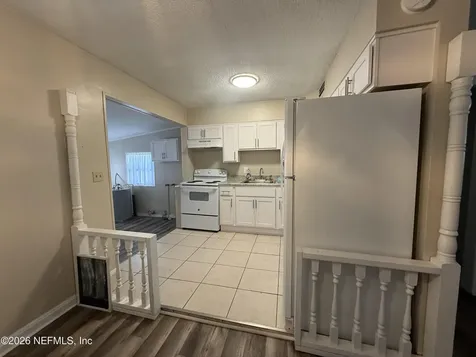 250 E 48th Street Jacksonville FL 32208