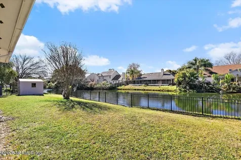10292 Triple Crown Avenue Jacksonville FL 32257
