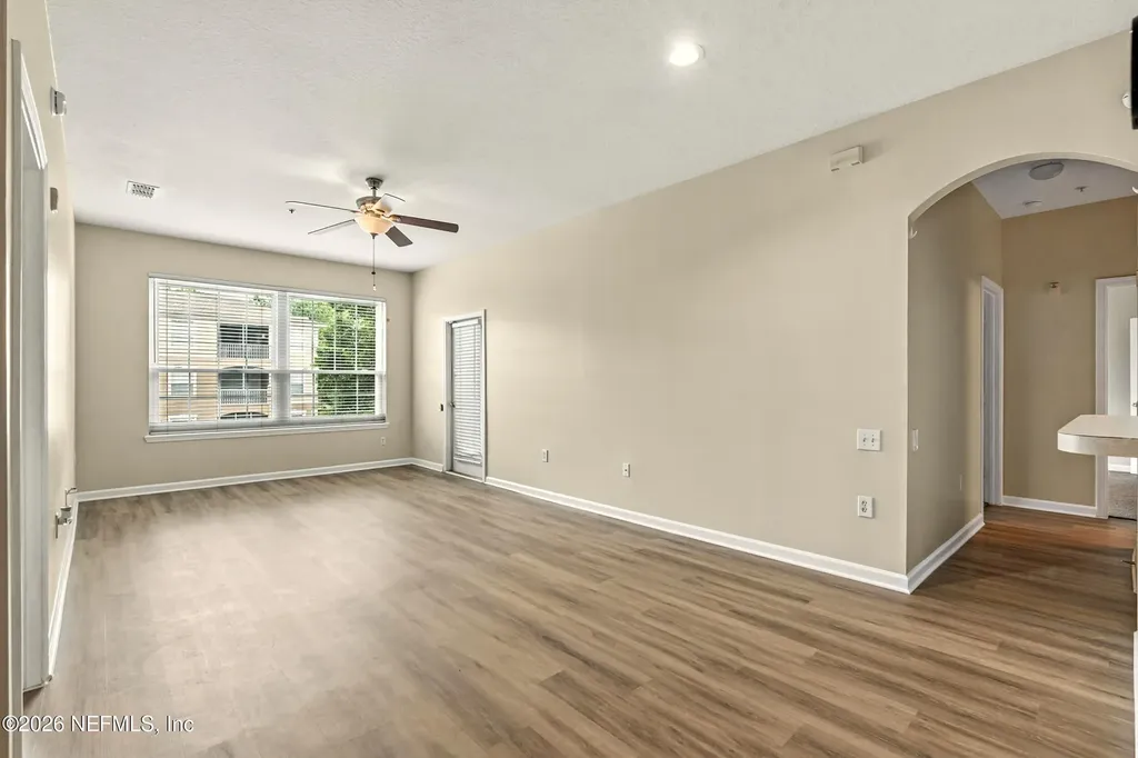 7990 Baymeadows Road E Jacksonville FL 32256