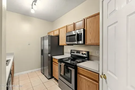 7990 Baymeadows Road E Jacksonville FL 32256