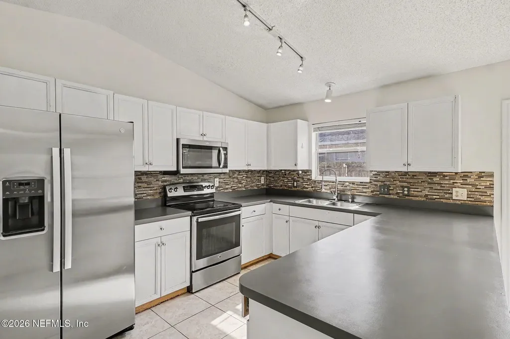 2898 N 10th Street St. Augustine FL 32084