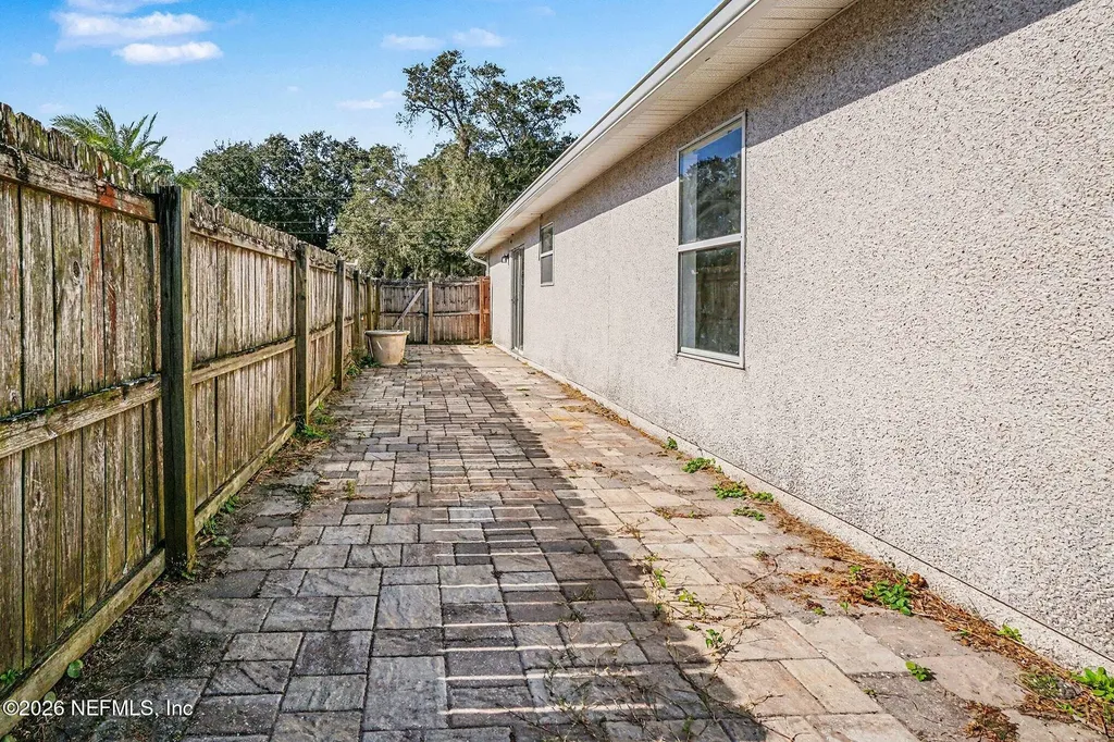 2898 N 10th Street St. Augustine FL 32084