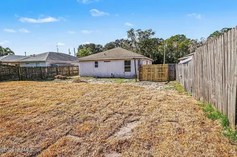 2898 N 10th Street St. Augustine FL 32084