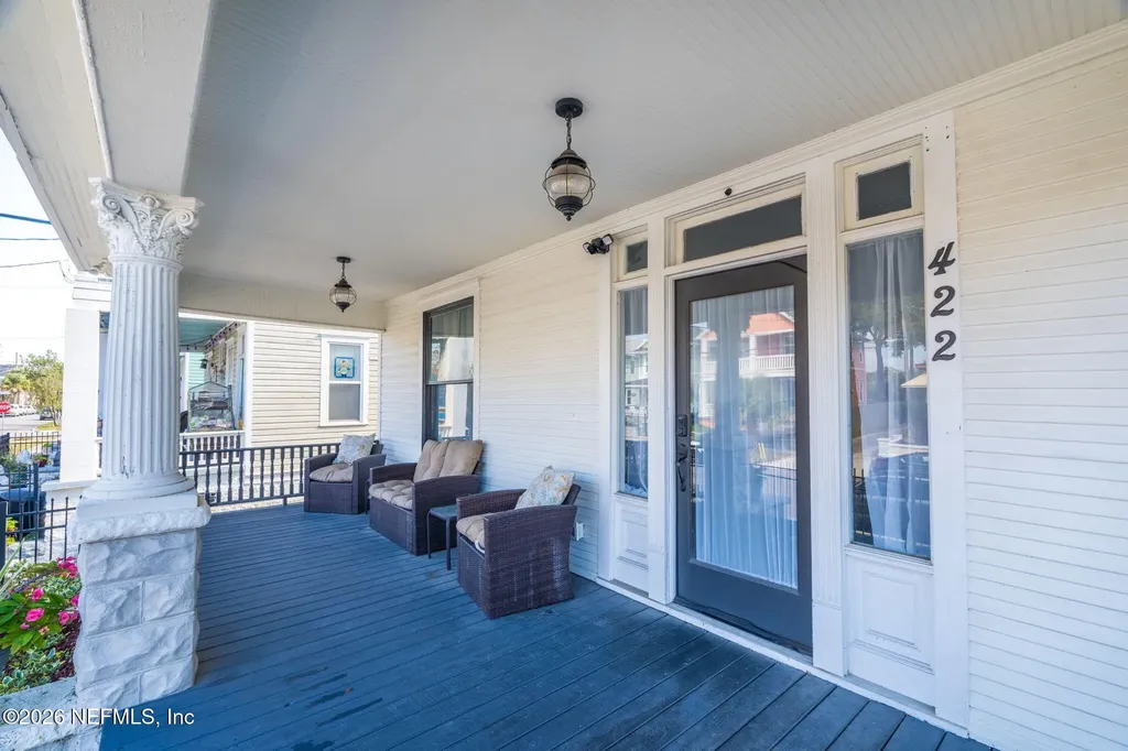 422 7th Street W Jacksonville FL 32206