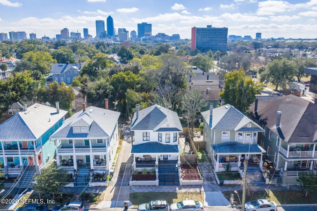 422 7th Street W Jacksonville FL 32206
