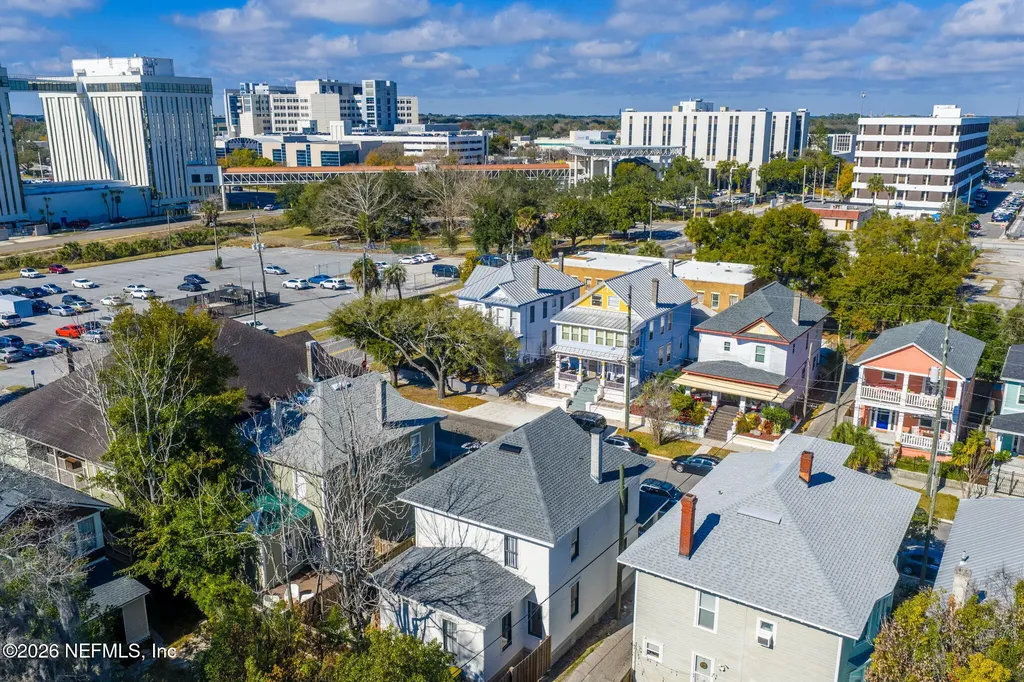 422 7th Street W Jacksonville FL 32206