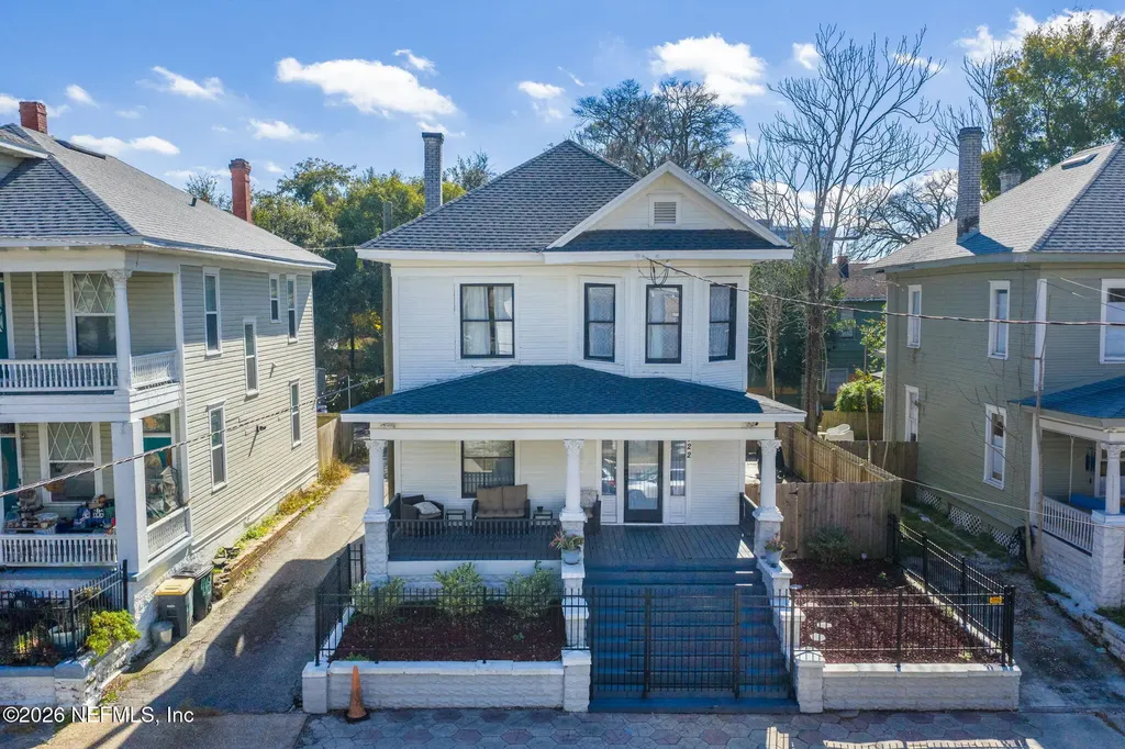 422 7th Street W Jacksonville FL 32206