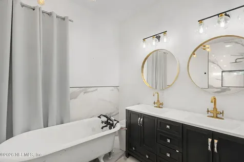 422 7th Street W Jacksonville FL 32206