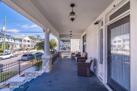 422 7th Street W Jacksonville FL 32206