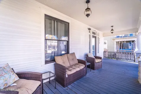 422 7th Street W Jacksonville FL 32206