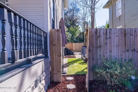 422 7th Street W Jacksonville FL 32206