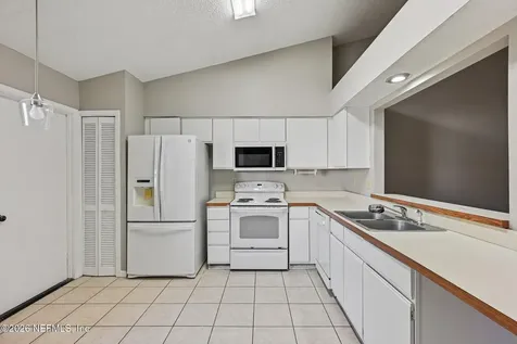 4208 Polo Court Jacksonville FL 32277