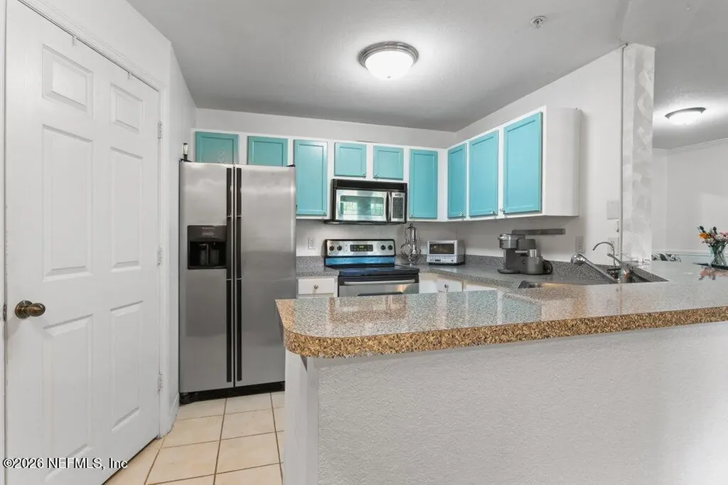 7800 Point Meadows Drive Jacksonville FL 32256