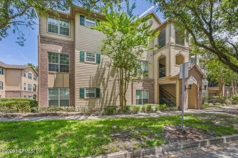 7800 Point Meadows Drive Jacksonville FL 32256