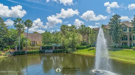7800 Point Meadows Drive Jacksonville FL 32256