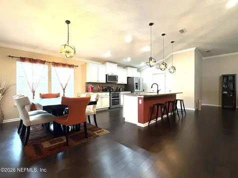 5427 Parkside Lakes Drive Jacksonville FL 32257