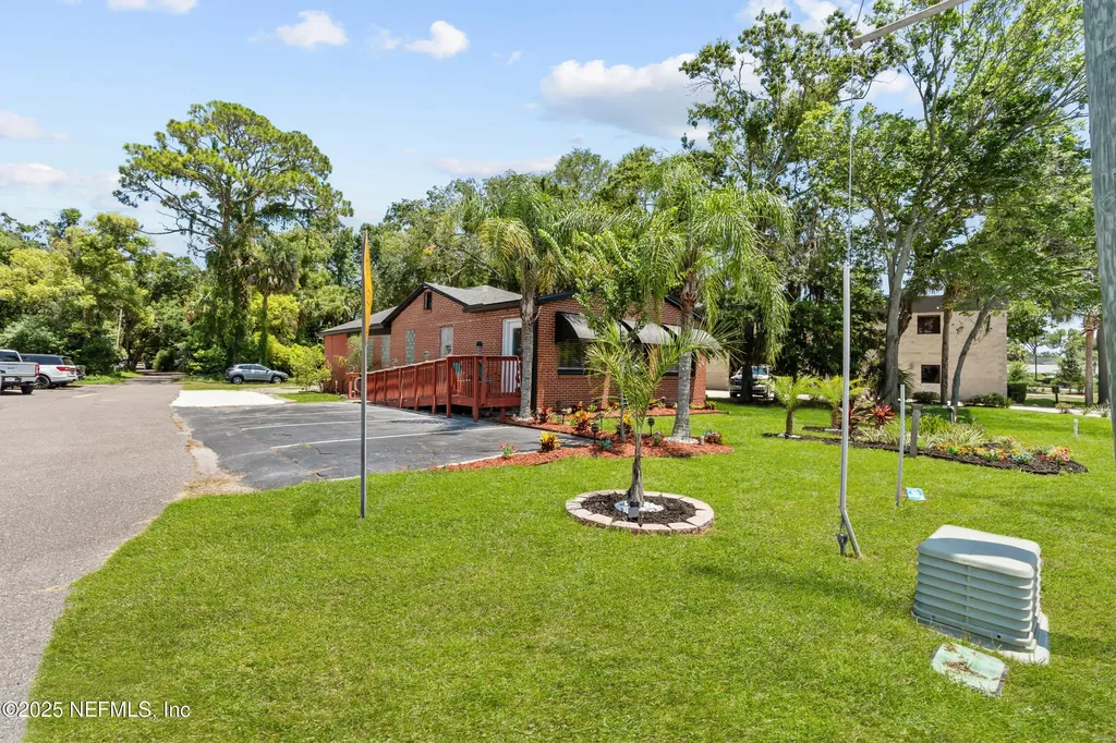 1887 Mayport Road Atlantic Beach FL 32233