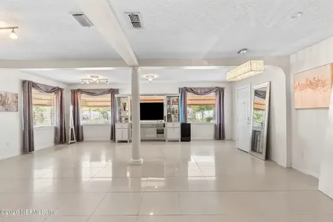 1887 Mayport Road Atlantic Beach FL 32233