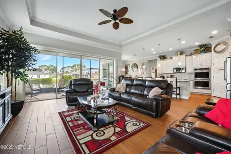 527 Northside Drive S Jacksonville FL 32218