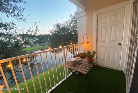 8226 Green Parrot Road Jacksonville FL 32256
