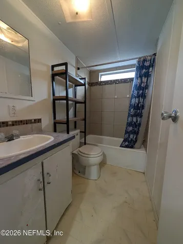 610 Evans Avenue Interlachen FL 32148