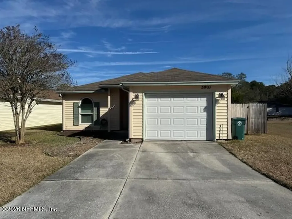 3907 Grand Central Place W Jacksonville FL 32246