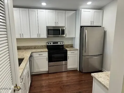 3907 Grand Central Place W Jacksonville FL 32246
