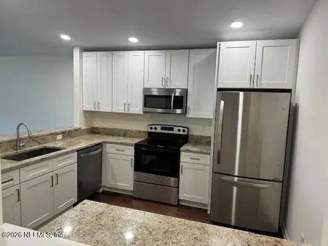 3907 Grand Central Place W Jacksonville FL 32246