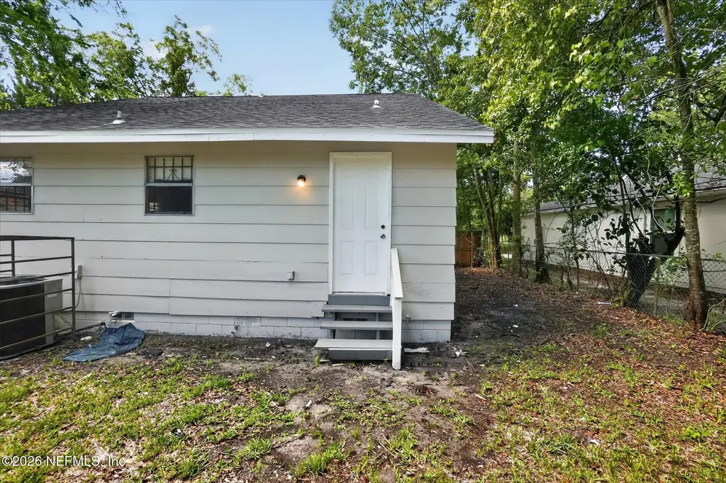 2381 W 1st Street Jacksonville FL 32254