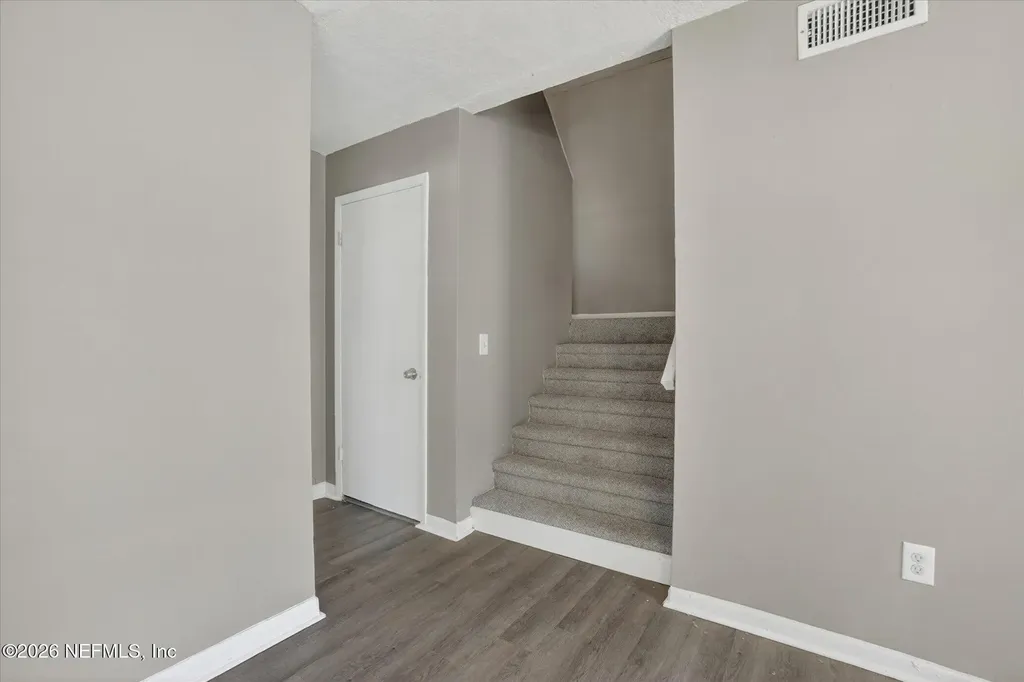2381 W 1st Street Jacksonville FL 32254